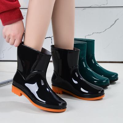 Rain Shoes Women's Trend Medium Tube Rain Shoes Can Be Worn with Cotton Rain Boots, Kitchen Work Fashion Short Tube Women's Shoes