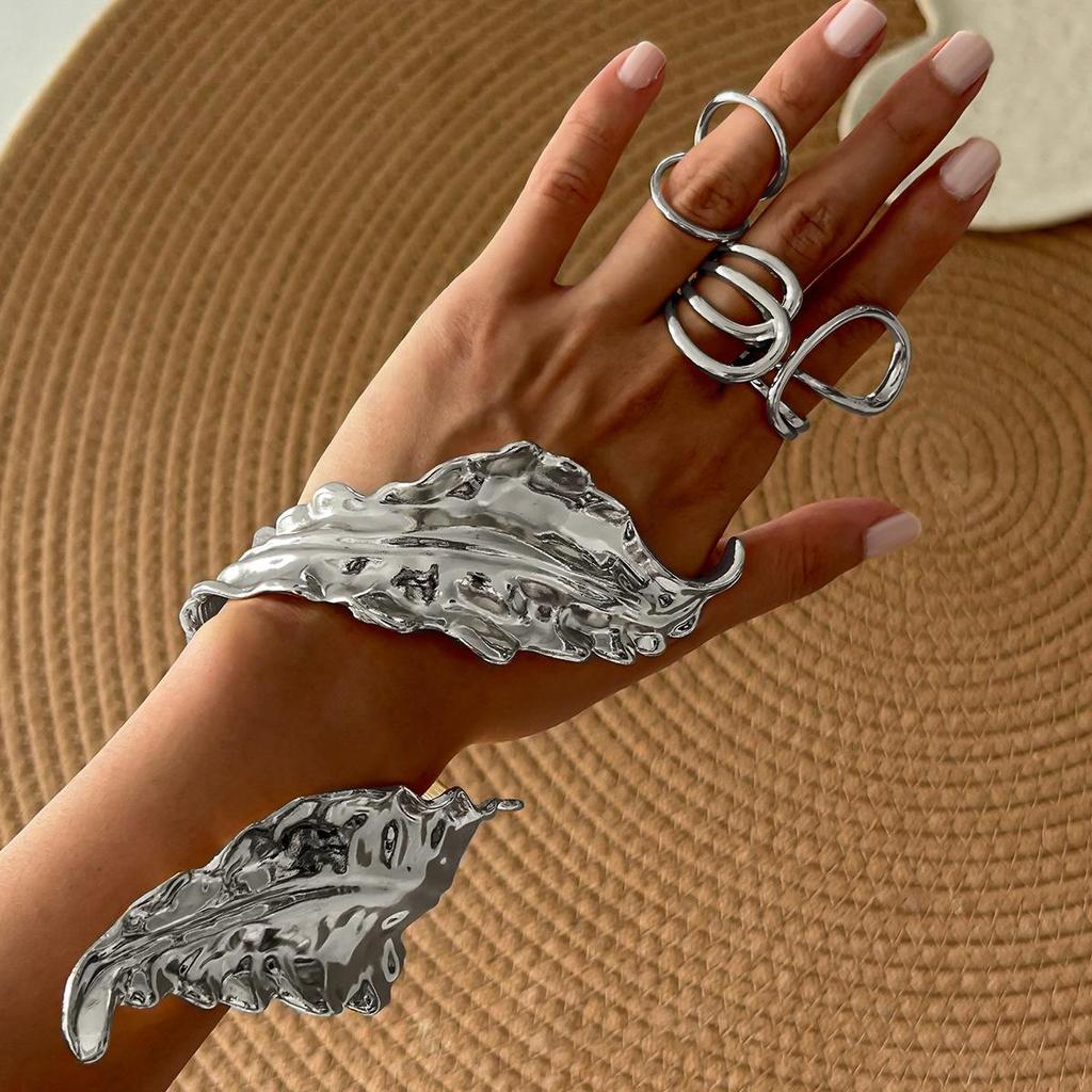 Liquid Exaggerated Twisted Leaf Bracelet Bangle Gold Silver Color Metallic Opening Bracelets for Women Girls Hip-hop Chunky Punk Jewelry