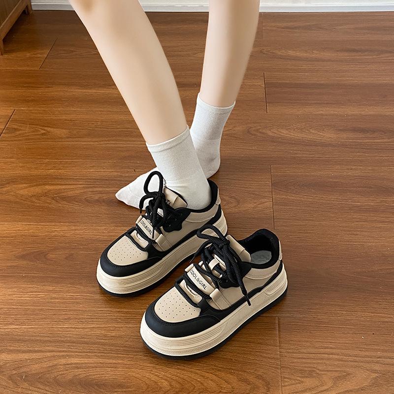 Popular Hong Kong style muffin thick baseplate shoes women's spring and autumn 2025 new heightening fashion versatile casual sports bread shoes