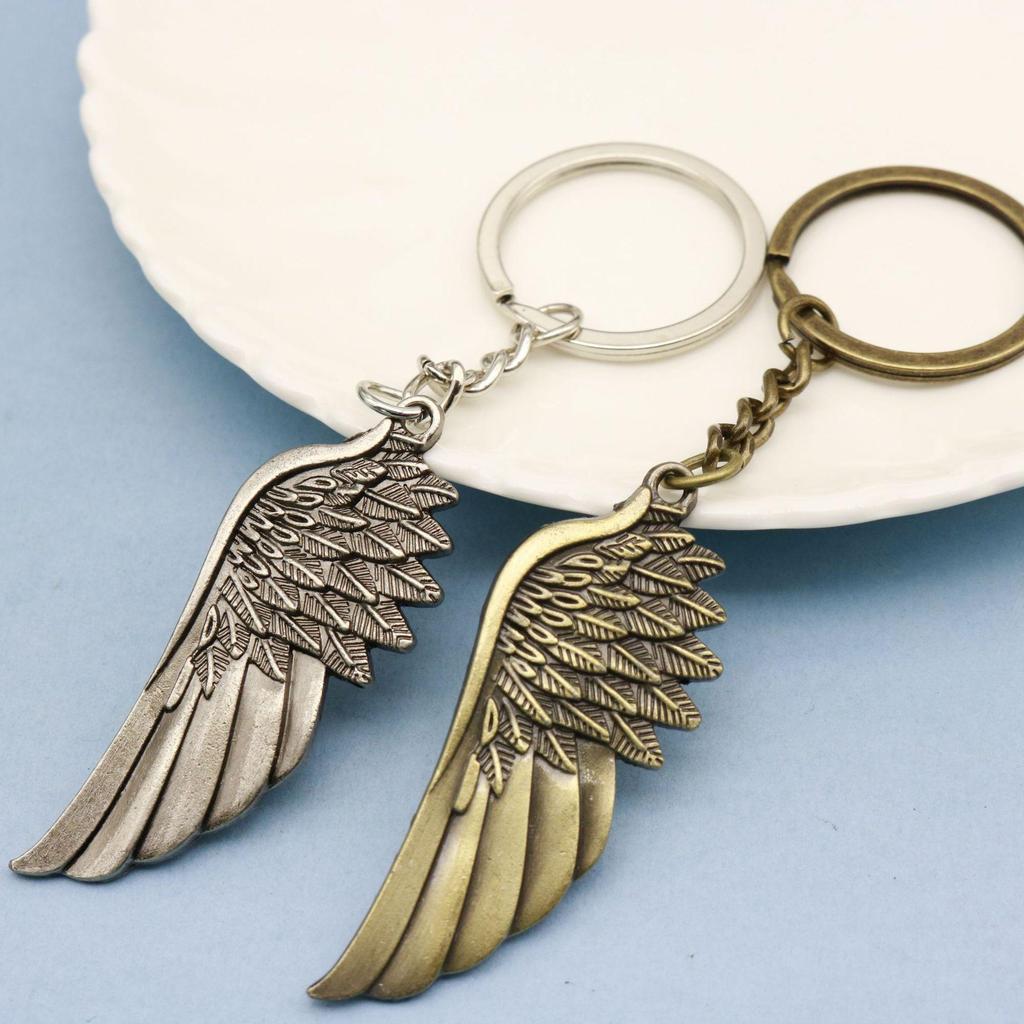 Simple Large Wings Pendant Keychain