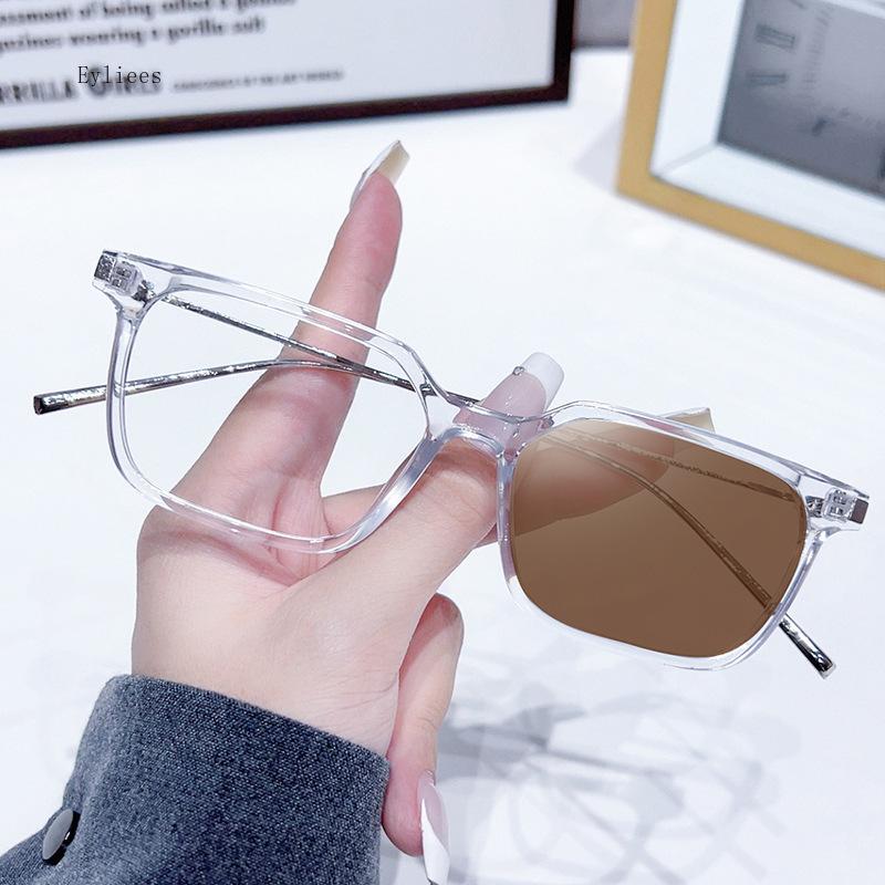 

Fashion Cat Eye Glasses Ultra-light Glasses Frame Retro Photochromic Eyeglasses Anti-blue Light Eyewear Metal Color-changing