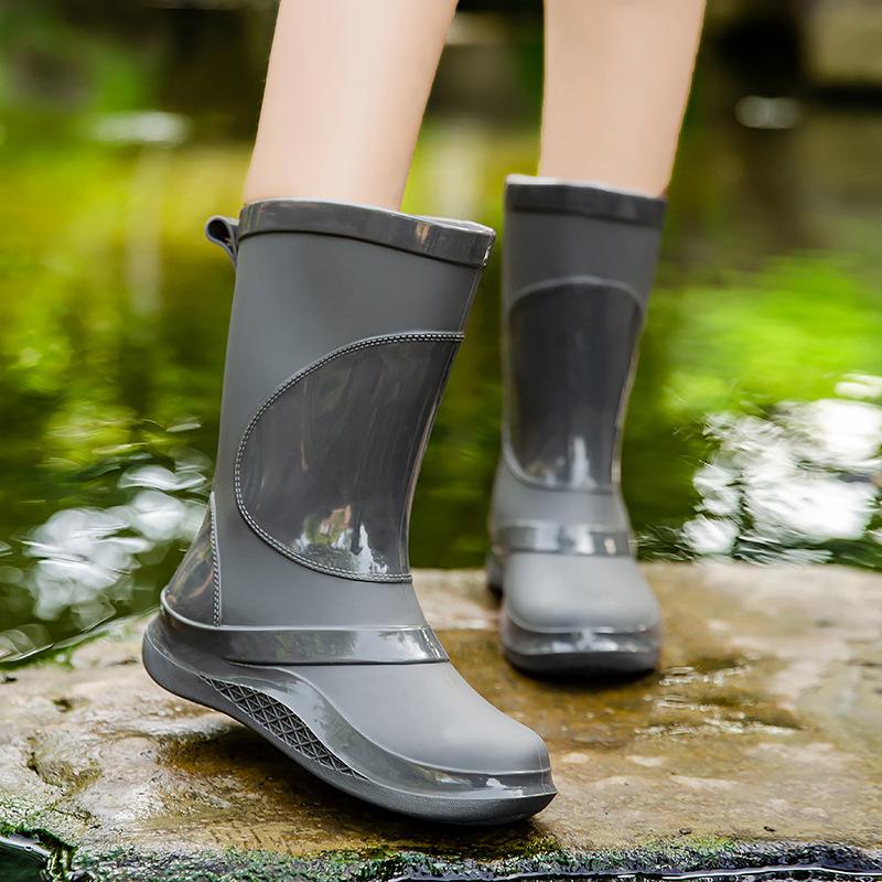 

Утепленные женские дождевые туфли модные средней высоты для улицы водонепроницаемые туфли для воды теплые нескользящие резиновые сапоги водонепроницаемые сапоги резиновые туфли 41 серебряный серый