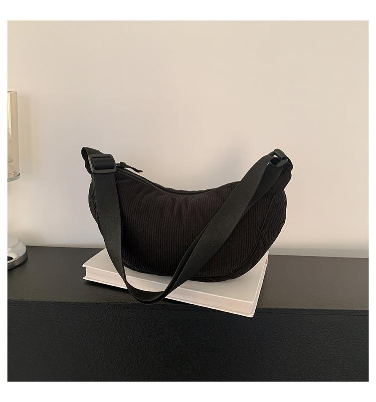 Bagone Fluwelen Dumpling Tas Herfst Winter Nieuwe Dames Schoudertas Heren Crossbody Onderarmtas Lichtgewicht zwart