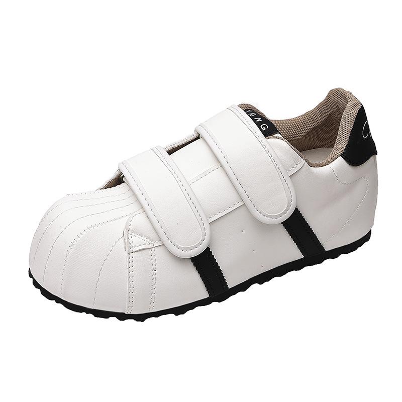 Red retro Velcro non-slip lightweight board shoes 2025 new autumn versatile thick-soled Forrest training shoes women