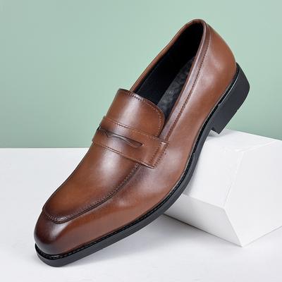 2025 Nuove Scarpe Casual in Pelle da Uomo Business Formale Casual Mocassini Antiscivolo Resistenti all'Usura Scarpe da Uomo Ufficio Stile Britannico Gioventù Laurea