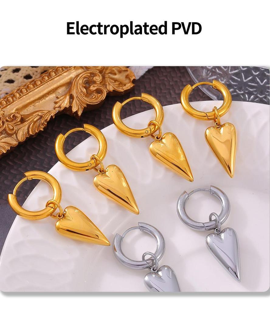 Heart Buckle Earrings: Retro 18k Gold-Plated Titanium Steel Design for Women
