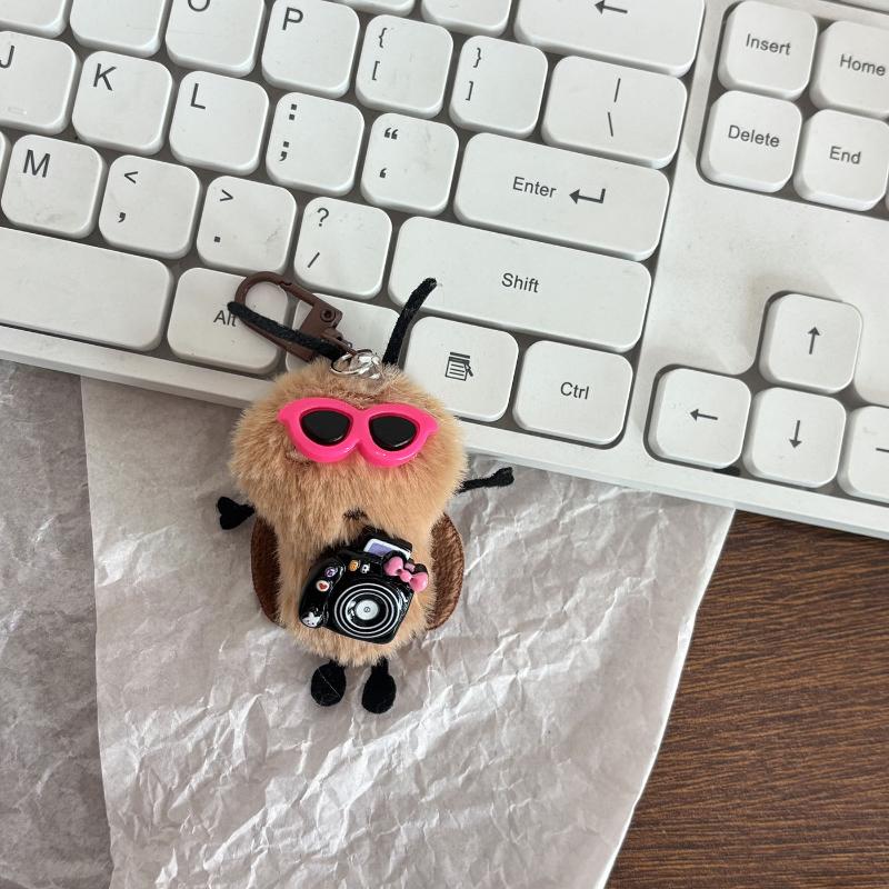Creatividad Dibujos Animados Cucaracha Muñeca Peluche Llavero Divertida Cucaracha Muñeco Relleno Peluche Juguete Colgante Mochila Decoración Accesorios