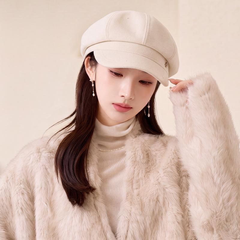 Women S Fashionable Versatile Baseball Cap With Rhinestone Embellishment For Autumn Winter