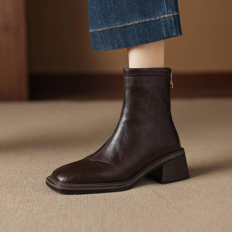 New Women's Leather Plus Size Women's Boots Rubber Sole Middle Heel Comfortable Rear Zipper Middle Tube Boots Autumn and Winter Martin Boots Women's