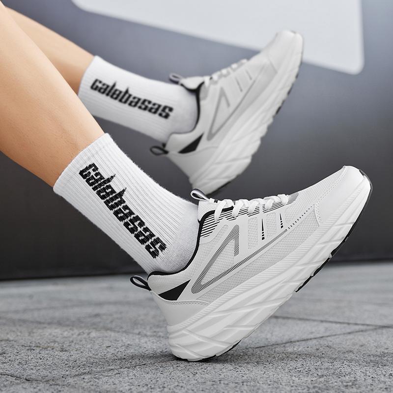 Autumn and Winter New Men'S Running Shoes Are Breathable Fashionable Casual Comfortable Simple  and Suitable for Daily Travel