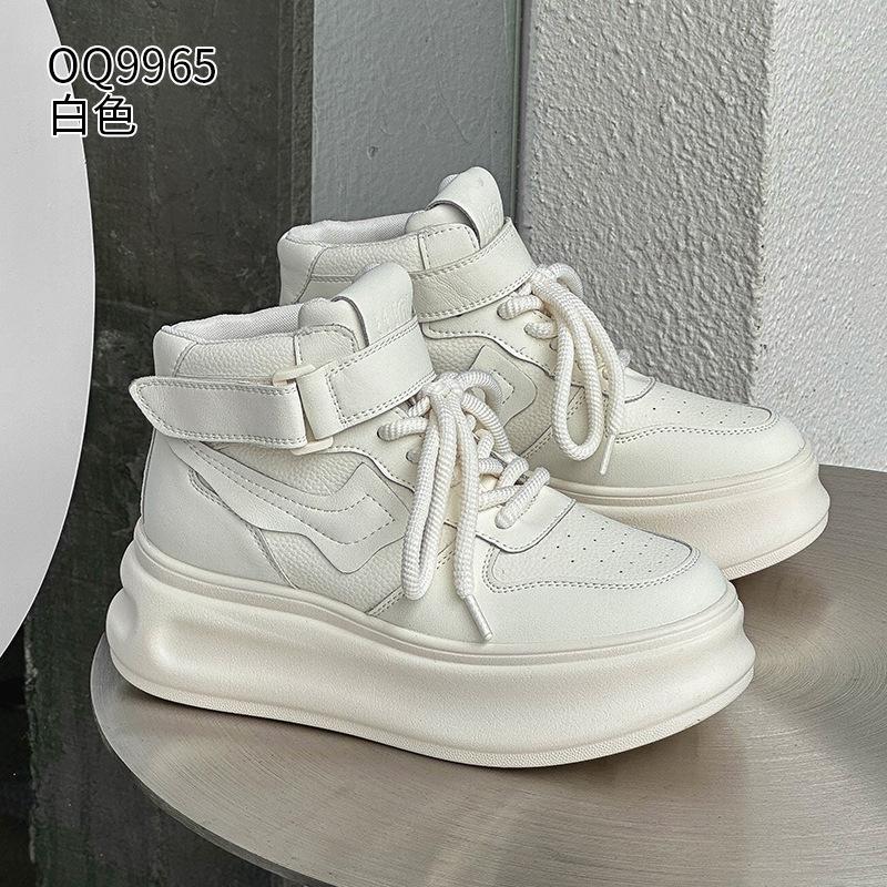 Leather autumn and winter new velvet thick-soled heightening small sports and leisure high-top shoes 34