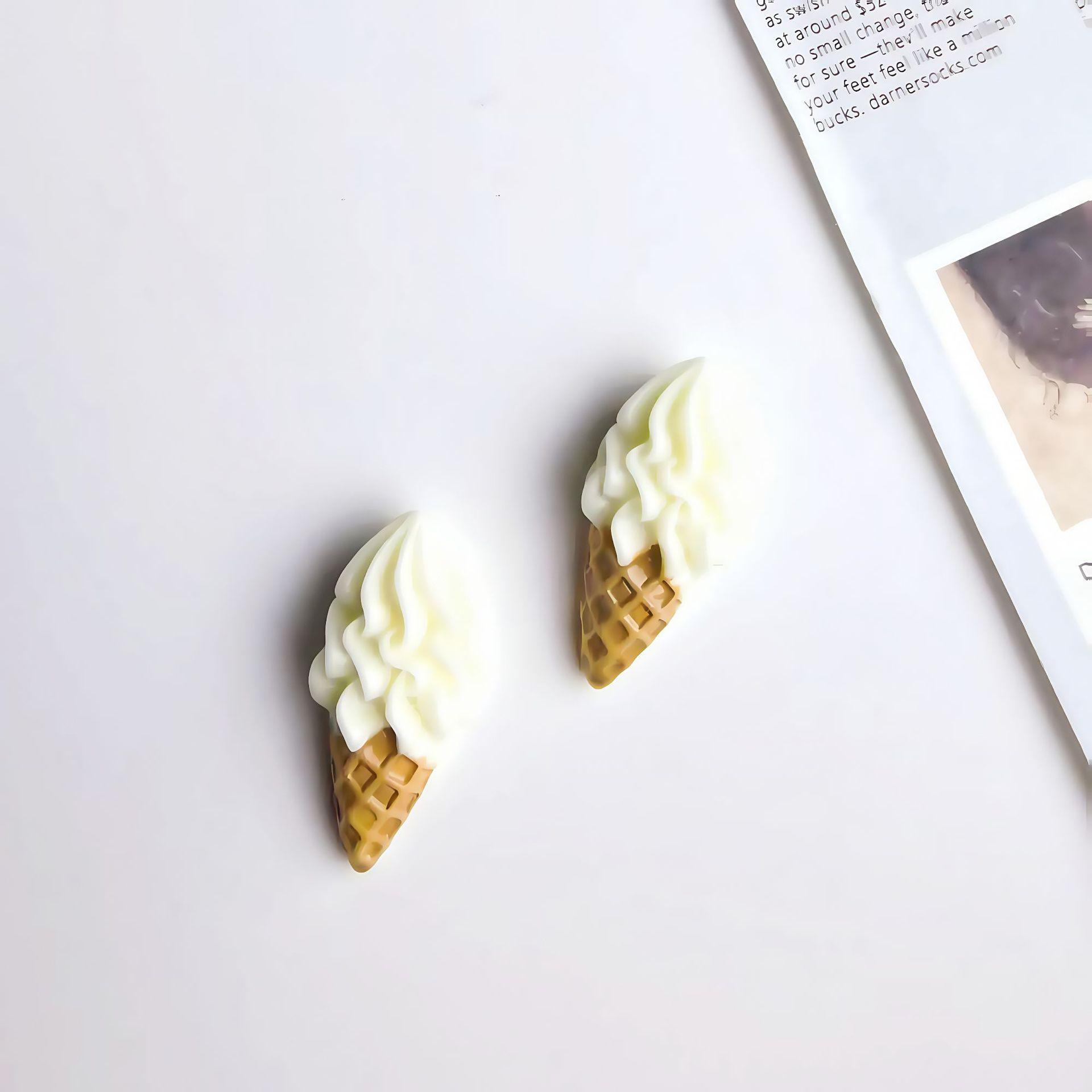 DIY Simulation Ice Cream Cone Resin Sticker for Phone Cases Small Card покинуть белый
