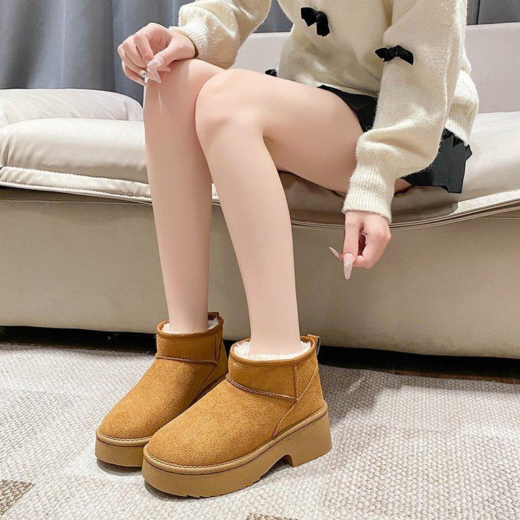 Fashion snow boots women's 2026 winter new velvet warm short boots thick-soled thick-heeled casual cotton boots