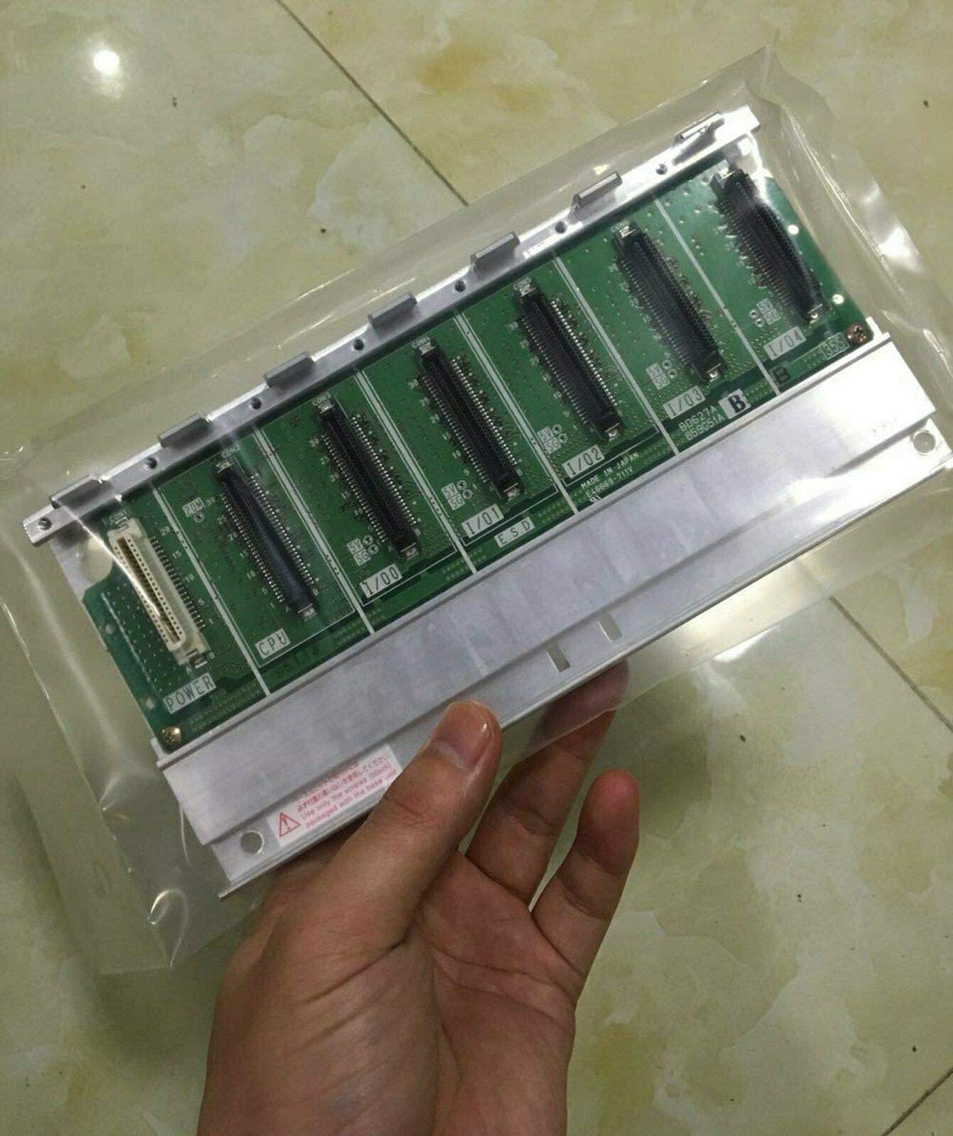 

Джерело живлення Q35SB ЦП 5 слотів серії Q Q35SB Ультратонкий + + I/O