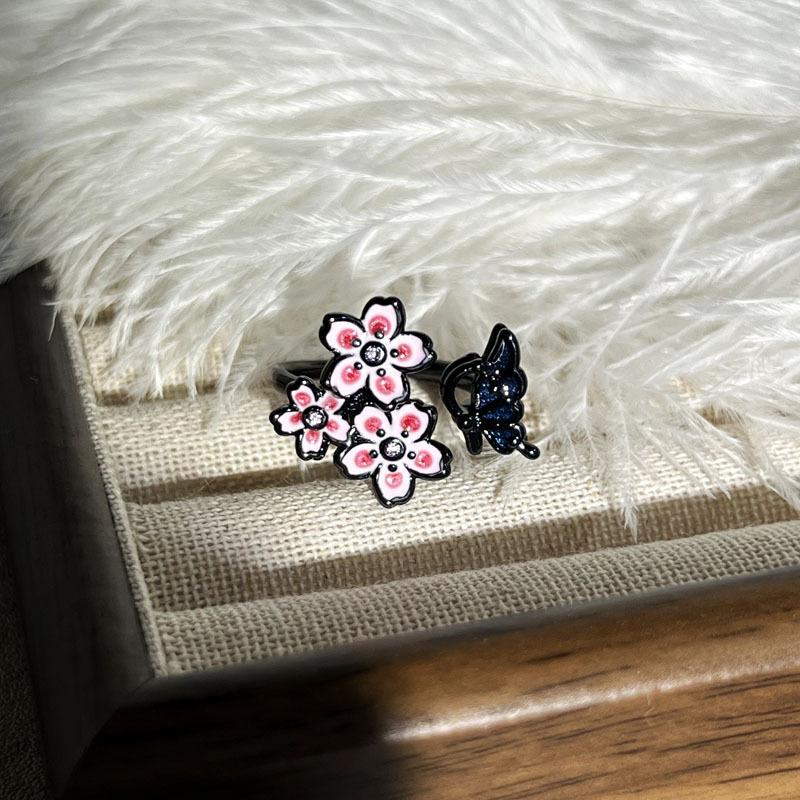 2026 Cherry Butterfly Heart Arrow European and American Dark Wind Cherry Blossom Butterfly Love Personality Opening Ring Neutral Wind Fashion Ring Resizable