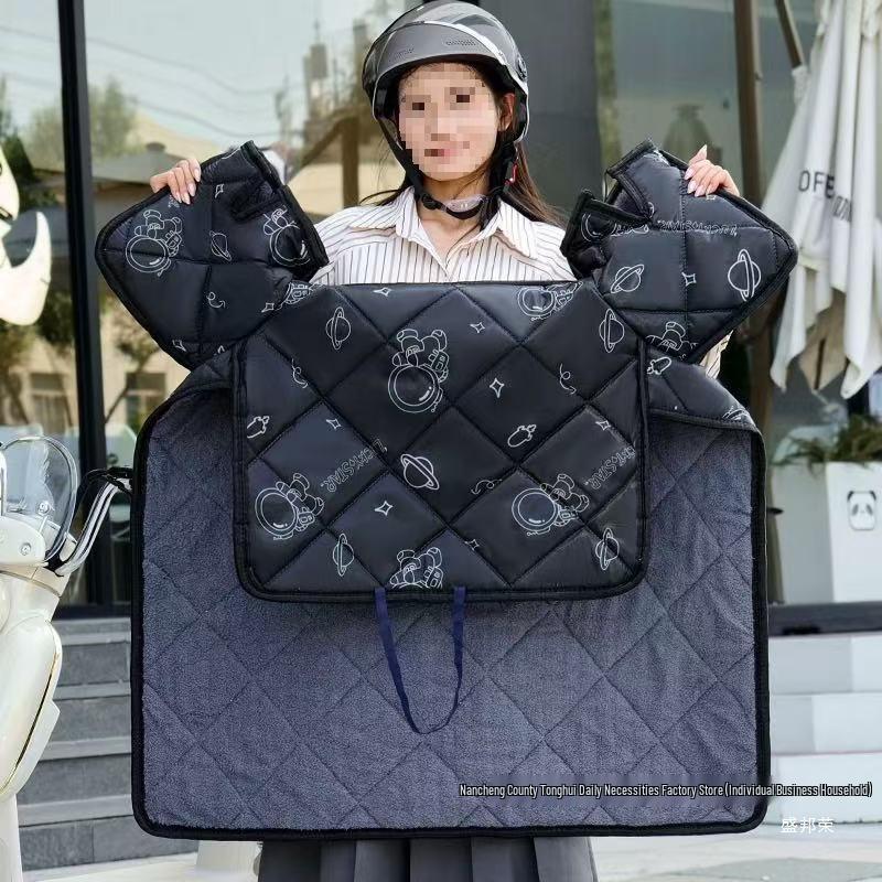 Motorcycle & Tricycle Winter Windshield with Fleece - Cold & Water Resistant Violent Bear Model