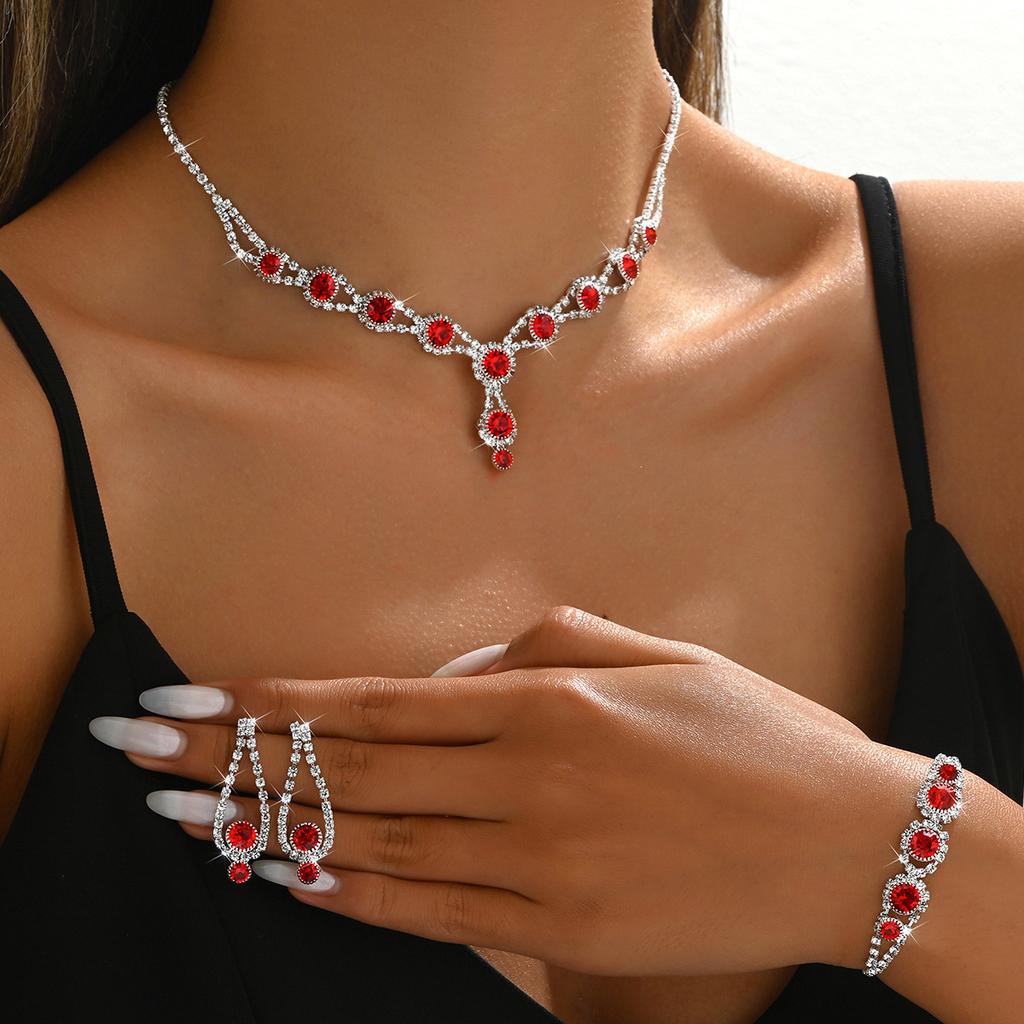 Elegant Bridal Necklace Earrings Bracelet Three Sets Simple Trend Claw Chain Jewelry Set Women