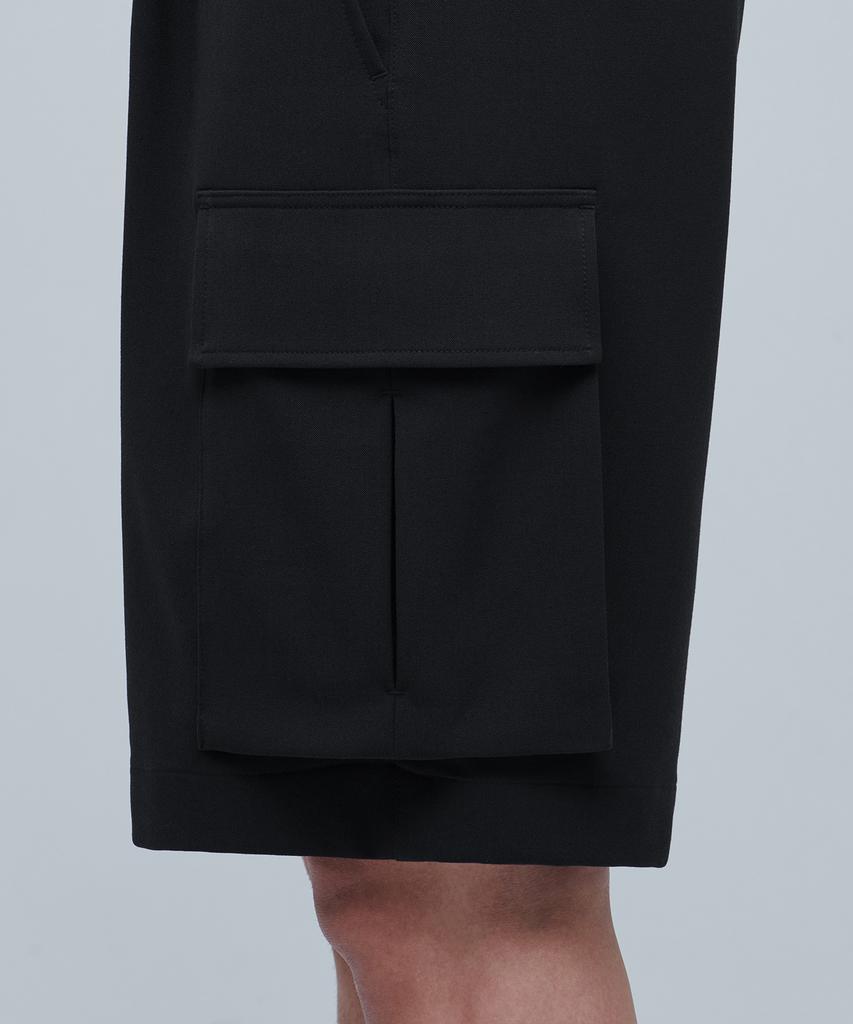 MUSINSA STANDARD Wide Banding Cargo Half Slacks [Black]