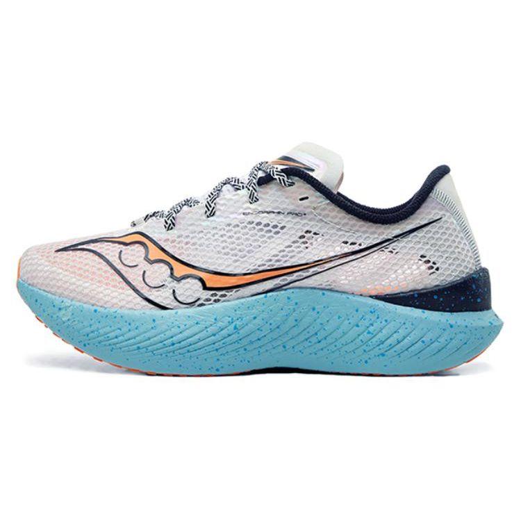 

Кроссовки унисекс Saucony Endorphin Pro 3 Fog ViZiOrange белые S20755-25
