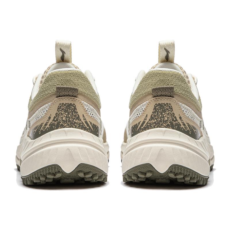 New LiNing CF Tracing Elegance Lite RT Cushioning Wear-Resistant Low-Top Outdoor Trekking Shoes Men's Ecru Umber AHTU003-1