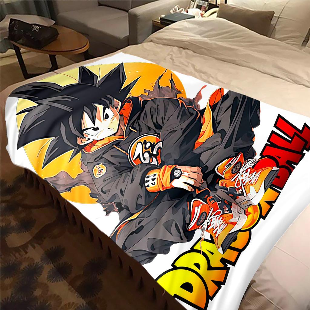 1pz Coperta in Flanella con Stampa Son Goku, Alta Qualità per Tutte le Stagioni, Decorazione per la Casa, Calore e Comfort, Perfetta per Regali di Natale