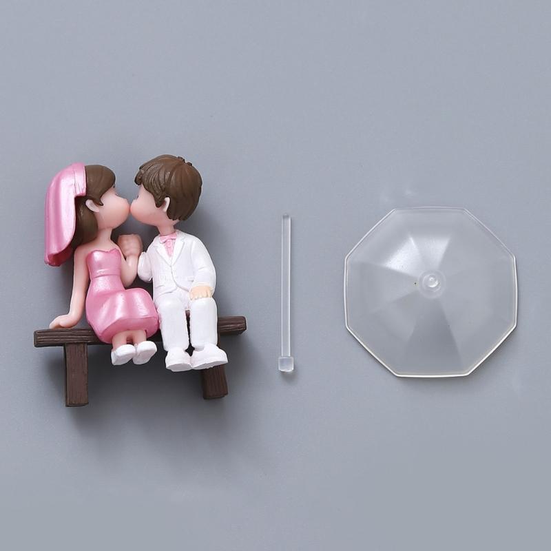Charm Holding Umbrella Lover Statue Figurine Miniature Figure For Wedding Party and Home Shelf Display Decoration