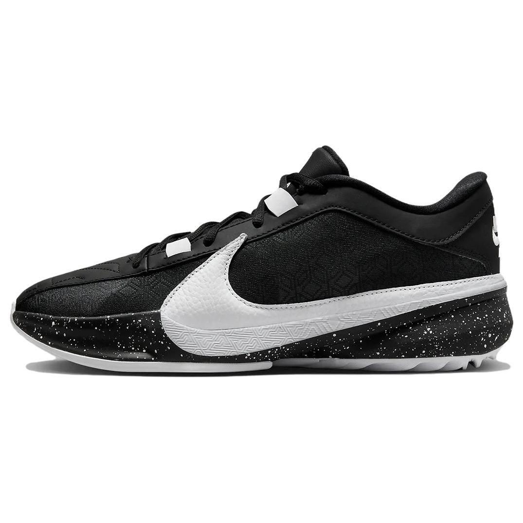Nike Zoom Freak 5  Oreo  Men s DX4985-003 EU 41