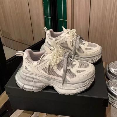 Weiche Leder Plateau Dad Schuhe Damen Frühling neu vielseitig kleiner Mann Höhenzunahme atmungsaktives Mesh Freizeitschuhe