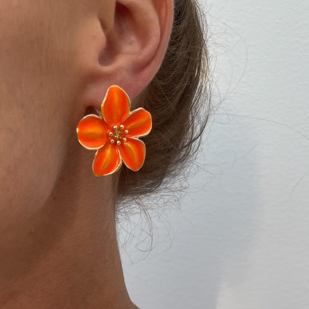

Small Flower Earrings Alloy Spring Summer Earrings New Creative Flower Stud Earrings Women