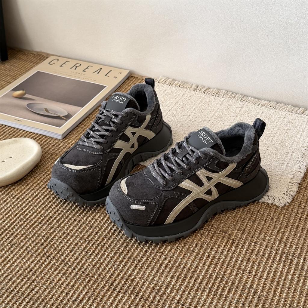 Winter New Fashion Flip Fur Platform Shoes Women's Lightweight and Versatile Height-increasing Thermal Casual Sports Shoes
