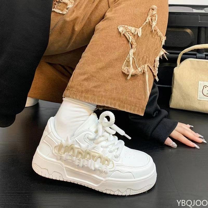 New Women's Leisure Comfortable Sports Shoes Fashionable Versatile Round Toe Lace Up Color Blocked Women Flat Shoes