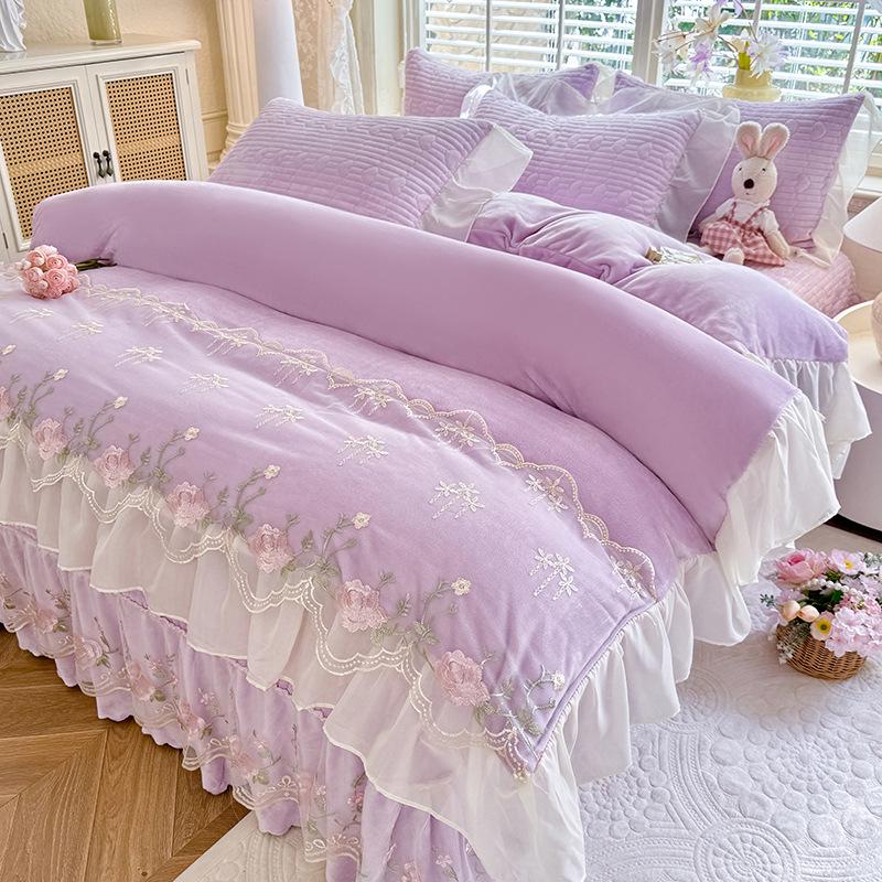 New Elegant Matte Milk Velvet French Lace Princess Style Bedspread Set