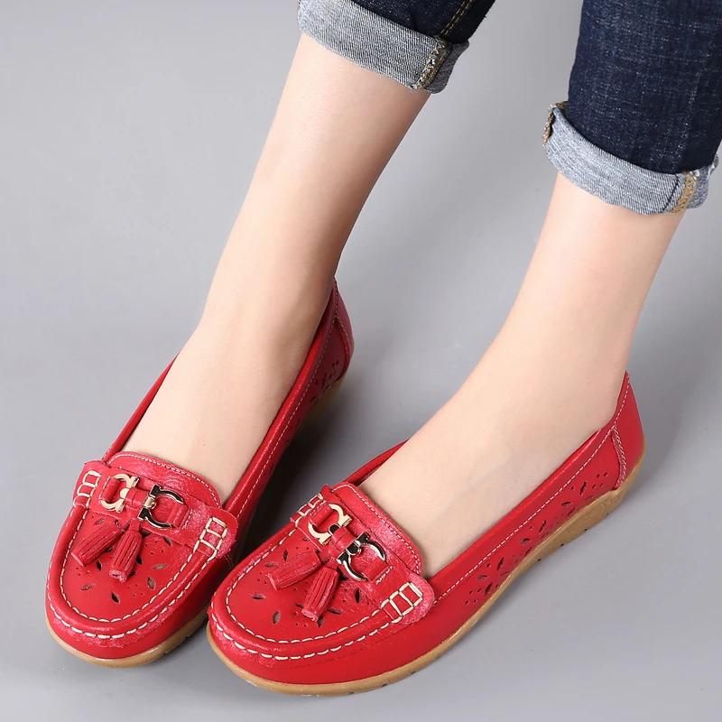 Lightweight Breathable Genuine Leather Moccasins Ladies Non-Slip Bean Walking Shoes Fashion Summer Hollow Slip-On Sandals Women