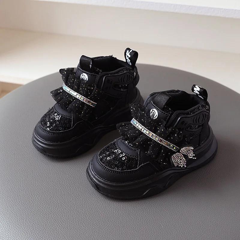 Trendy Girl Shoes Princess Sweet Child Sneaker Soft Soled Non Slip Casual Shoe New Autumn Girl Sneaker Simple Classic Board Shoe