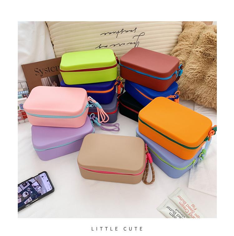 Silicone Cosmetic Bag Large Capacity Portable Waterproof Travel Wash Bag Mouth Red Envelope Storage Silicone Bag