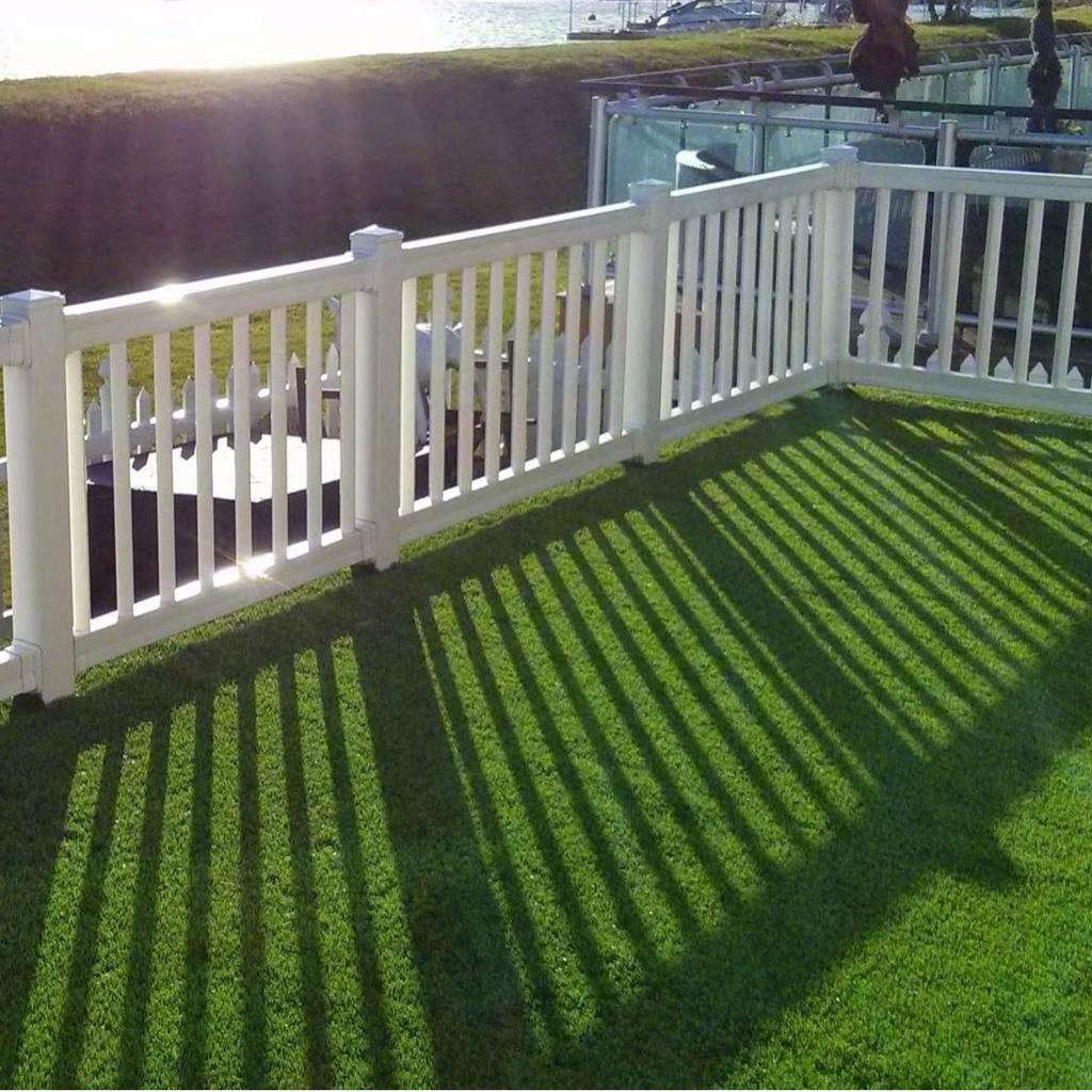 Live Broadcast Luxurious Outdoor Café with Green Artificial Turf