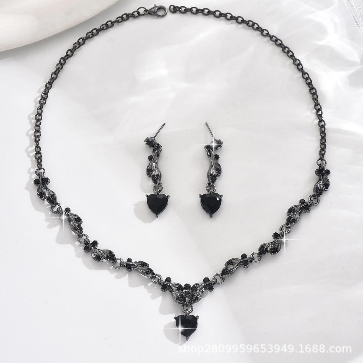 

Новое свадебное колье и серьги, набор свадебных украшений с кристаллами любви, аксессуары для вечернего платья, на каждый день