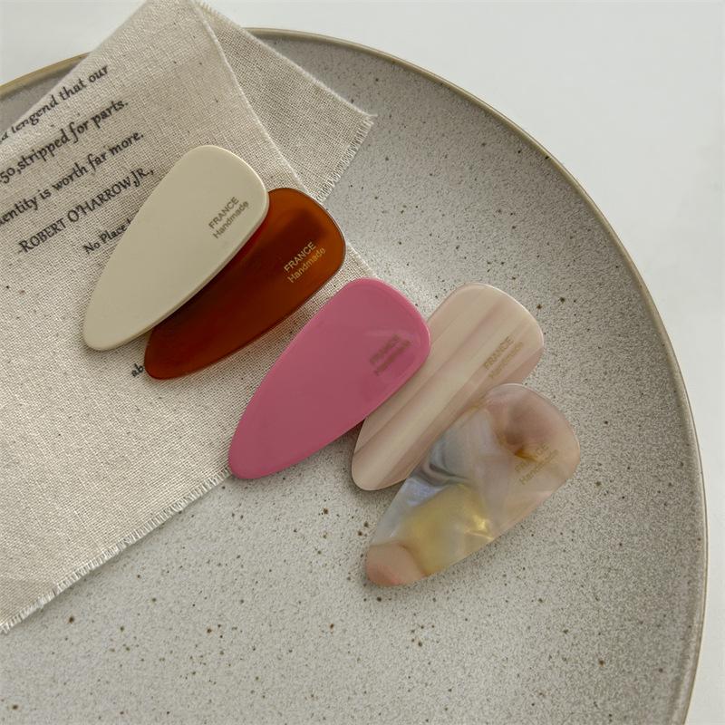 Acetic Acid Pink Duckbill Hair Clip - Simple, Cute Style
