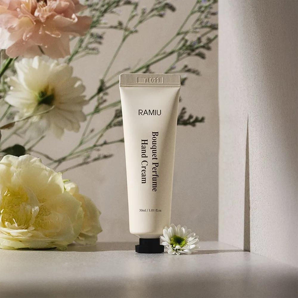 

Bouquet Perfume Hand Cream Applying Flight Attendant Solid Perfume 30ml bouquet
