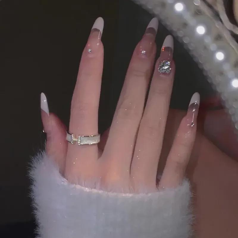 S925 Silver Open Ring for Women: Fashionable Micro-Inlaid Zircon 'H' Design, Perfect for a Stylish, Unique Look.