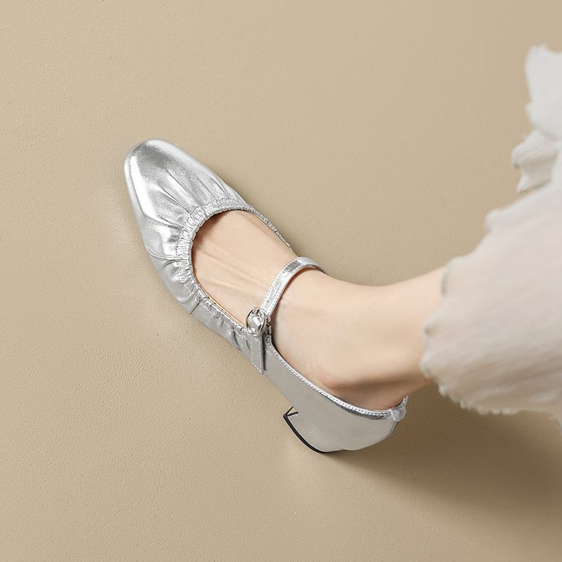 Krazing Pot Full Grain Leather Round Toe Med Heels Autumn Mary Janes Summer Shoes Women Pleated Decoration Pumps
