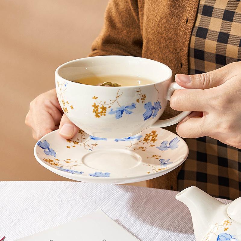 Bone China Tea for One Set In Floral Design Ceramic Teapot Cup and Saucer Set Teaware