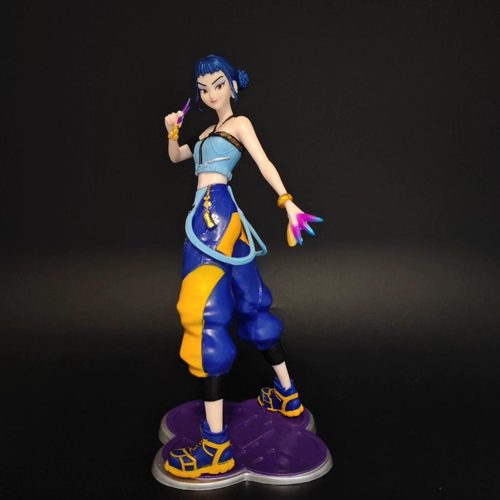 Anime KPop Witch Hunters PVC Model Toy Rumi Figure Exquisite Desktop Ornament Toy For Girl Boy Decor Gifts