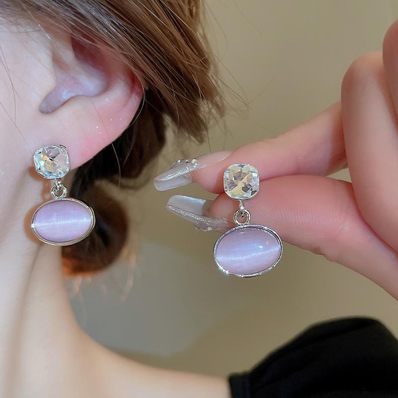 High-End Retro Geometric Resin and Rhinestone Earrings for Women