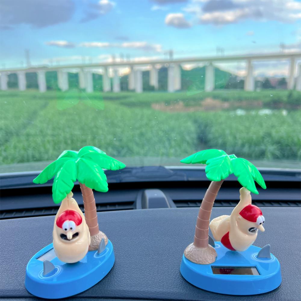 A Car Ornament Creative Swing Ornament, A Fun Car Interior Decoration To Avoid Sharks