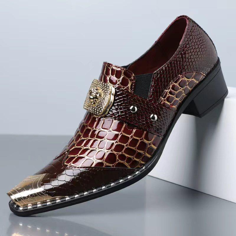 Men's crocodile pattern leather shoes iron head dress shoes men's large size leather shoes