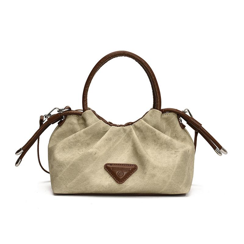 Niche Design Bag Women's 2025 New Summer Fashion Messenger Bag Korean Version Casual Portable Pleated Dumpling Bag