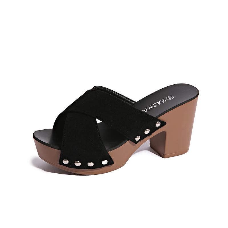 Summer New Platform Block Heel Flip-Flop Women's Round Head Open Toe Rivet Non-Slip Plus Size Cool Mopping
