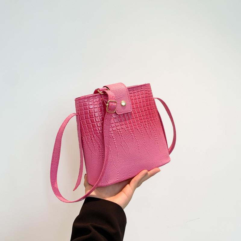 Fashionable Retro Pu Leather Small Crossbody Bag Trendy Square Phone Bag For Women розовый