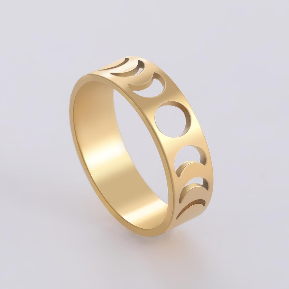 Teamer Moon Ring for Women Full Crescent Moon Stainless Steel Finger Rings Vintage Wedding Band Astronomy Golden Jewelry Gift